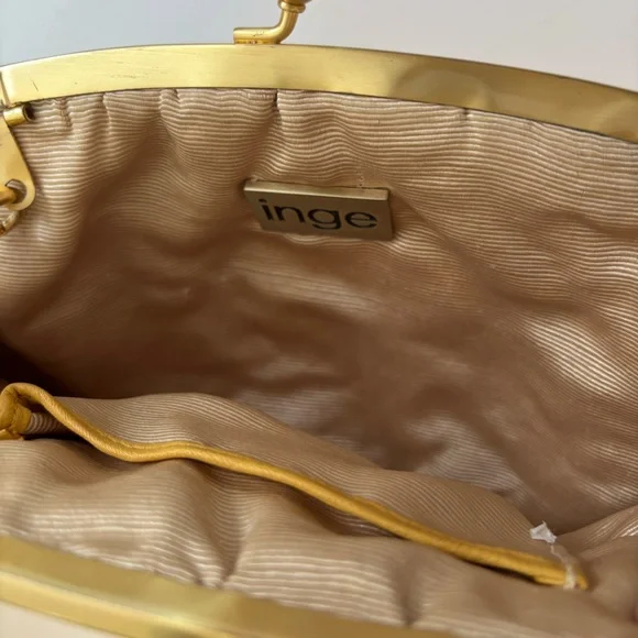 Vintage golden Yellow woven leather clutch bag - Picture 2 of 4